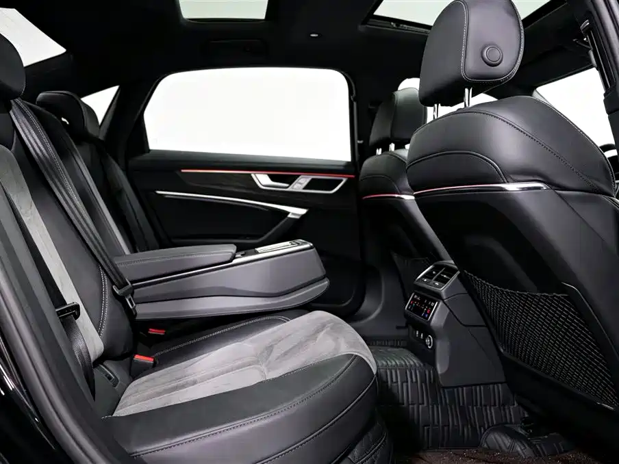 Audi A6L — миниатюра 6