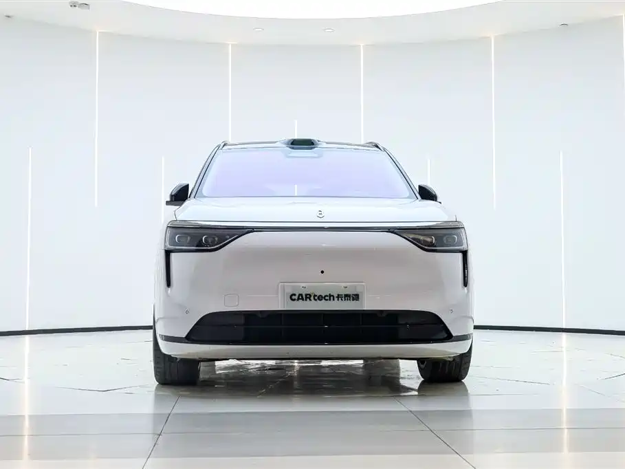 AITO ASK THE WORLD M8