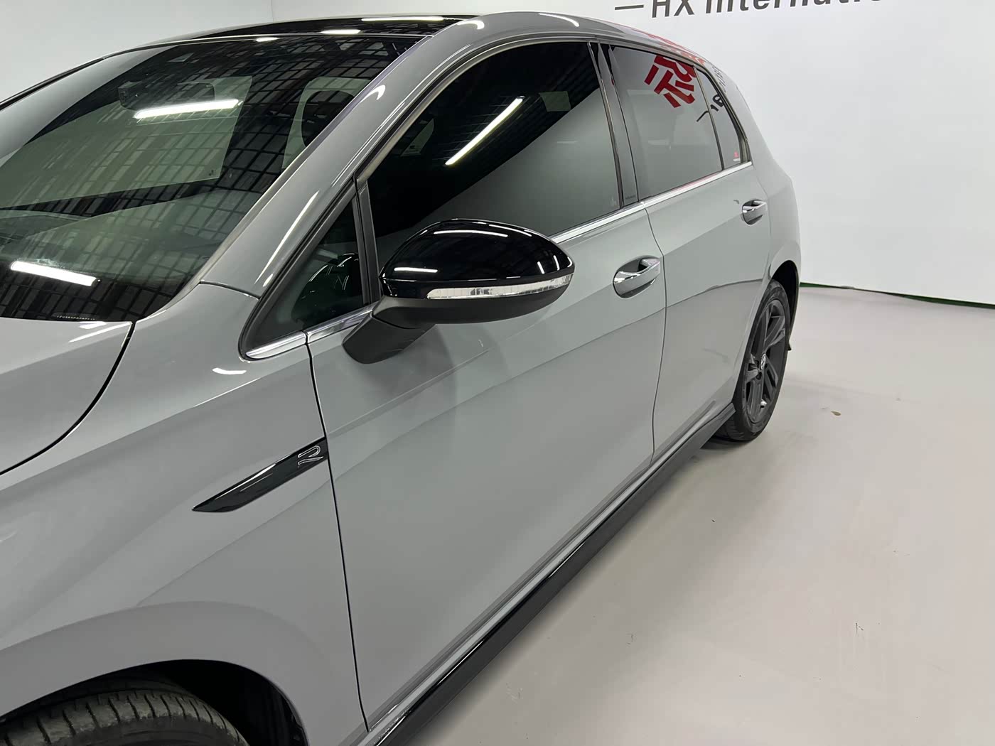 Volkswagen Golf 1.4 л 2024 г. Серебристо-серый, пробег 36000 км