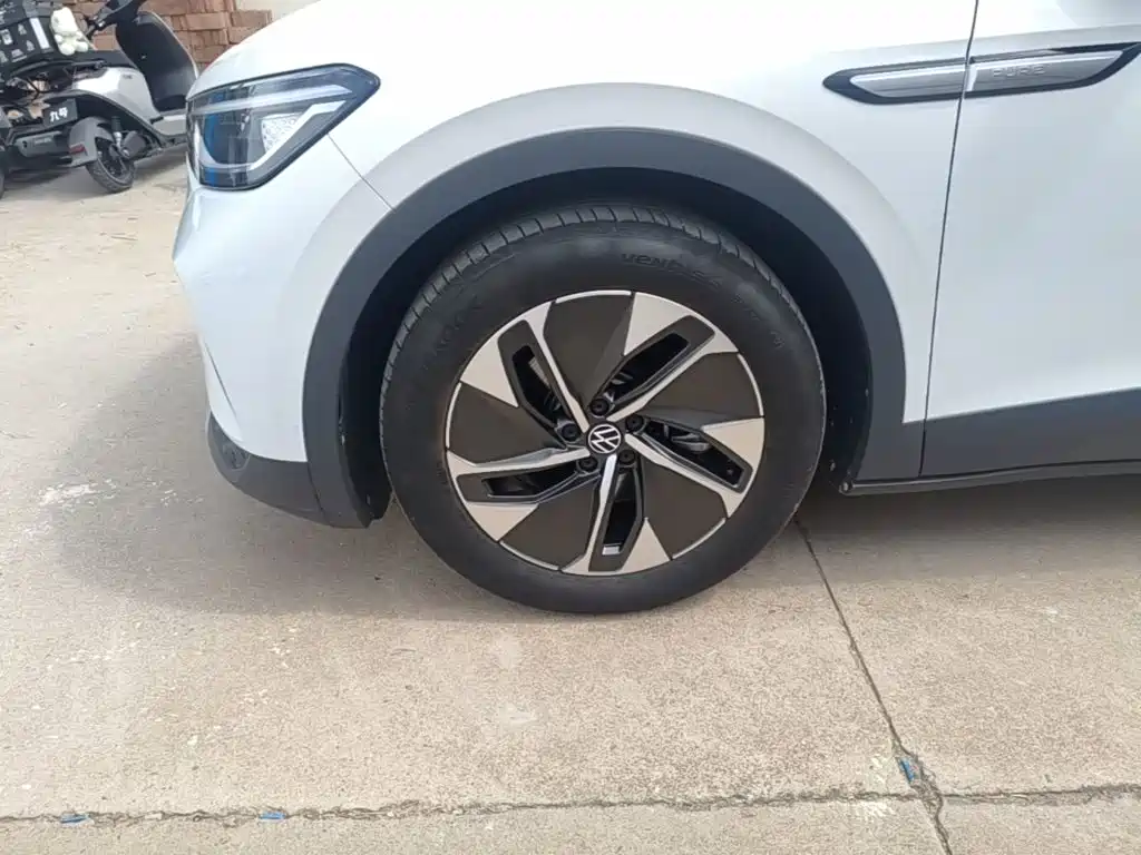 Volkswagen ID.4 Crozz — миниатюра 23