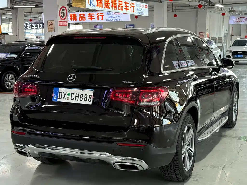 MERCEDES-BENZ GLC