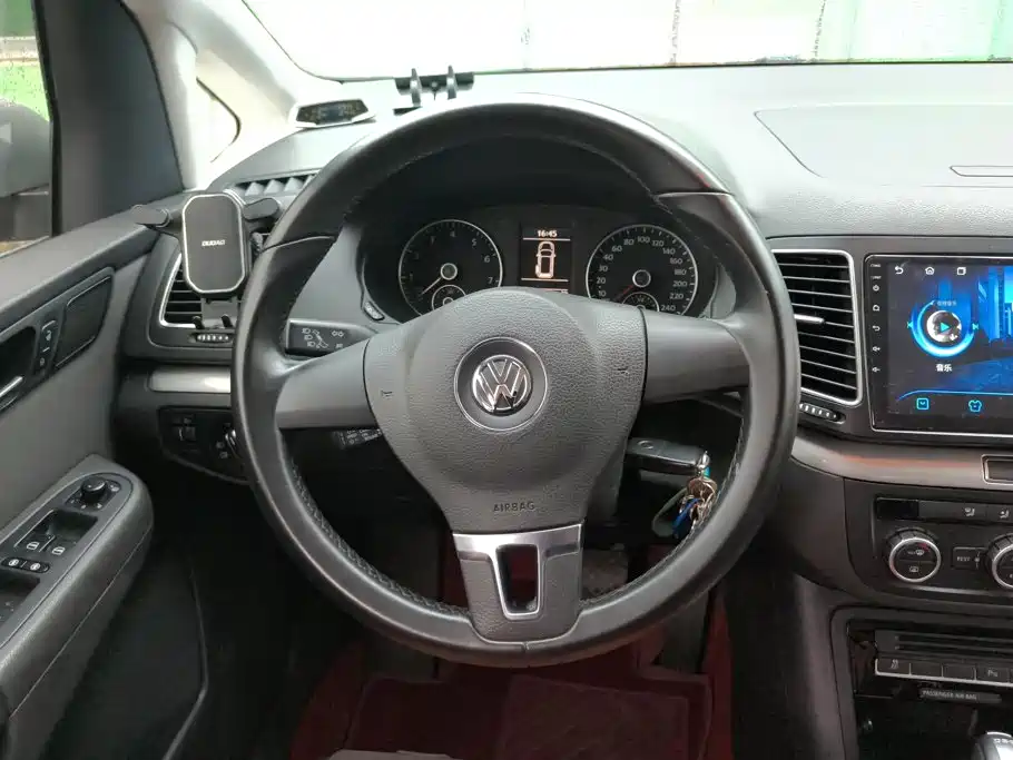 Volkswagen Sharan — миниатюра 15