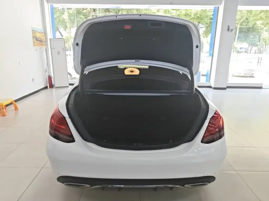Mercedes-Benz C-Class — миниатюра 19
