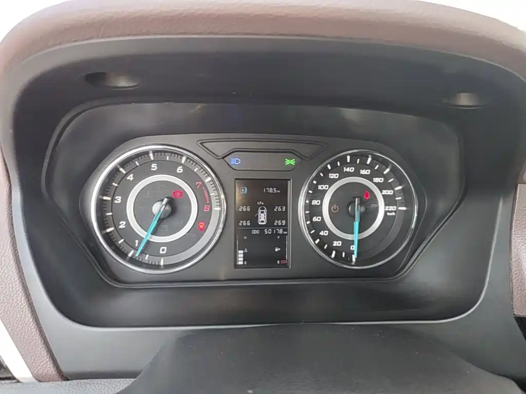 Soueast A5 Yiwu — миниатюра 12