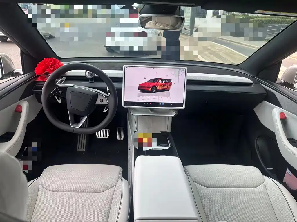 Tesla Model Y L — миниатюра 16