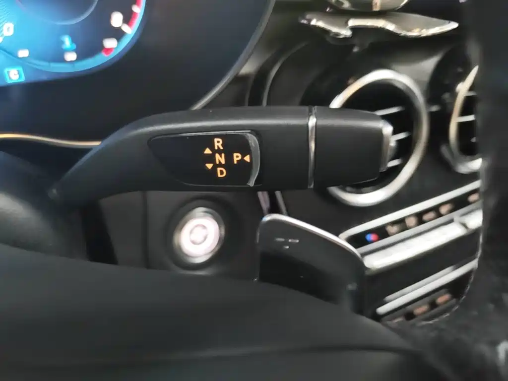 Mercedes-Benz C-Class — миниатюра 14