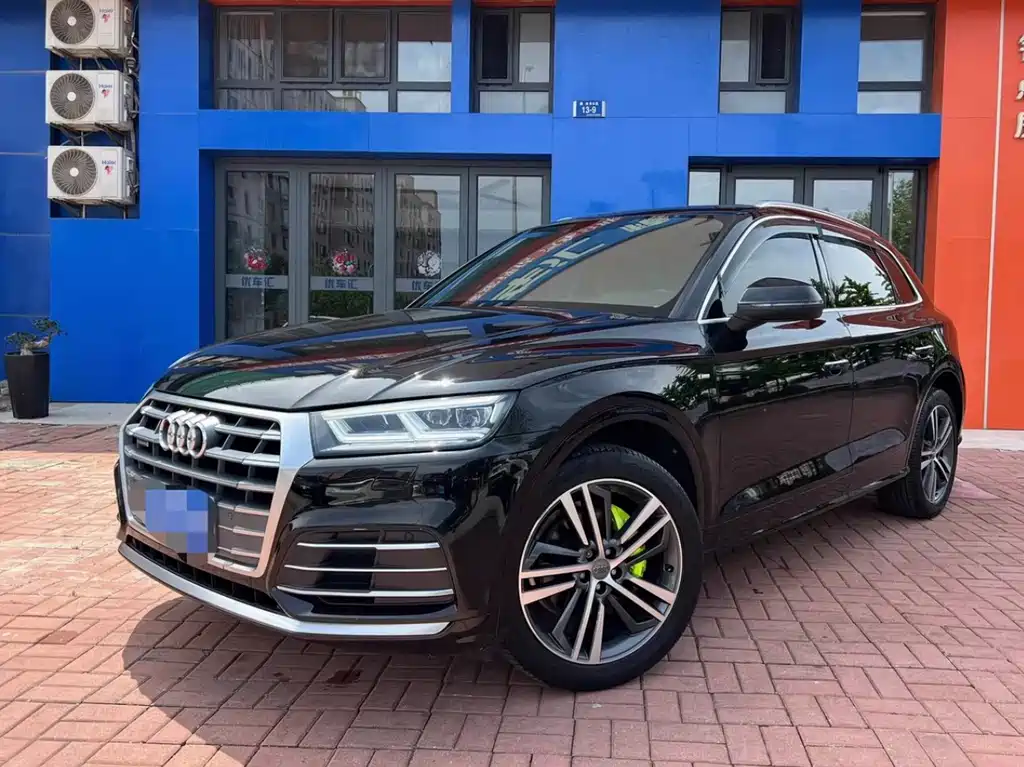 Купить Audi Q5L