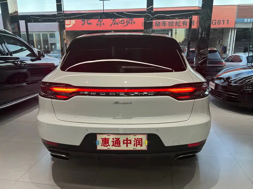 Porsche Macan — миниатюра 5