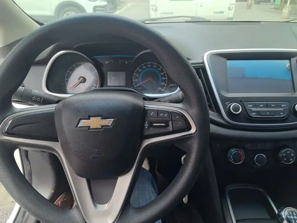 Chevrolet Cavalier — миниатюра 10