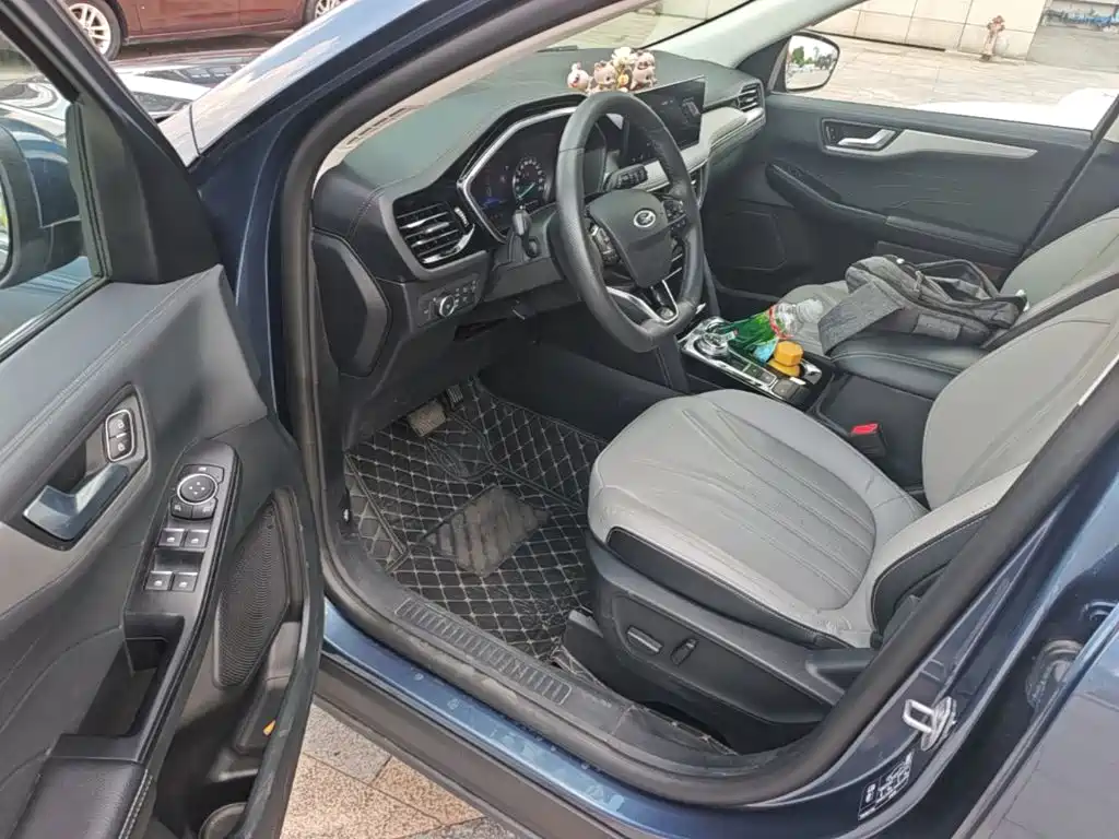 Ford Escape — миниатюра 16