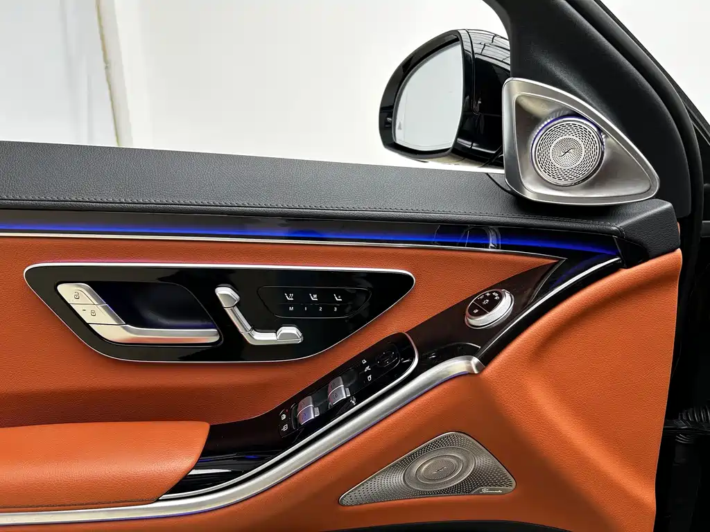 Mercedes-Benz S-Class — миниатюра 7
