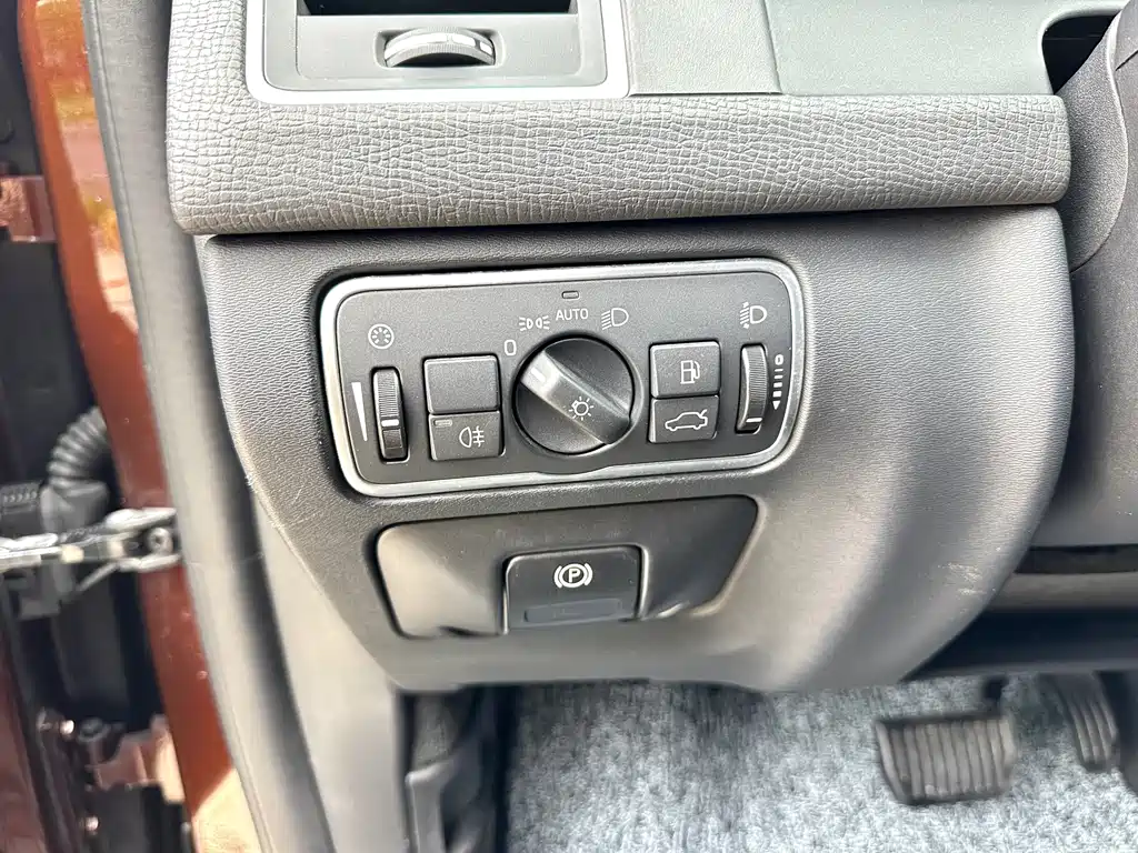 Volvo XC60 T5 Smart Drive Edition, фото 9