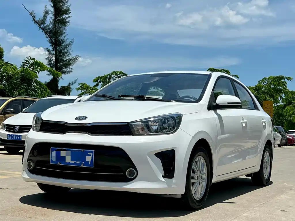 Купить Kia Huanchi