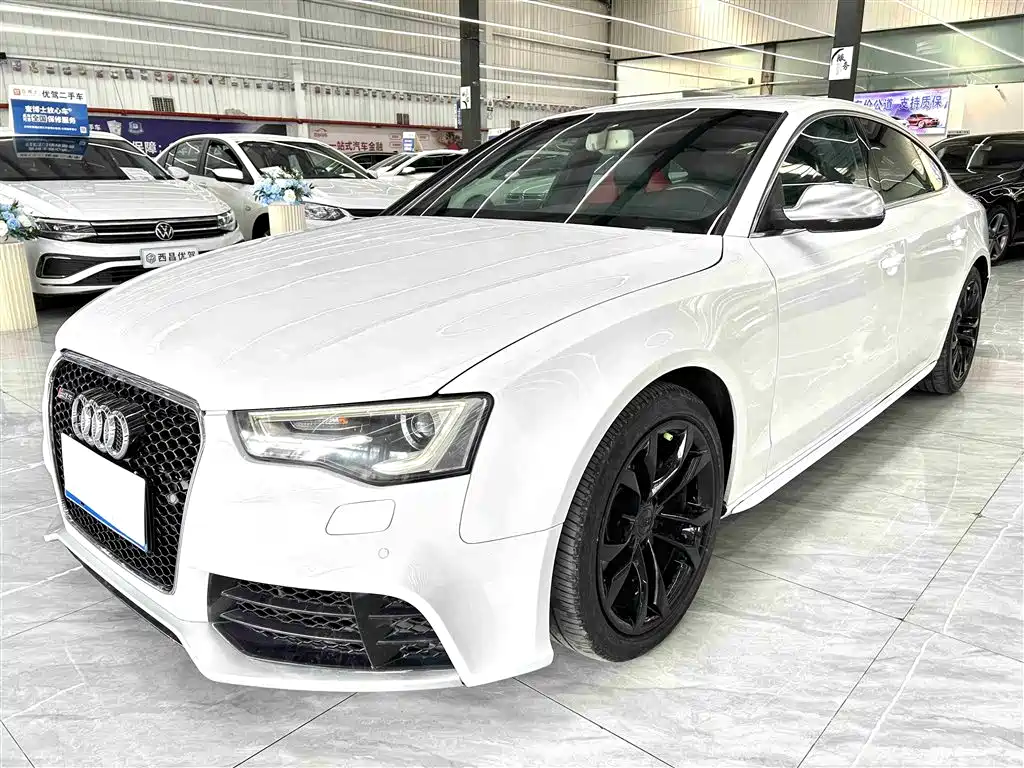 Audi S5 2011