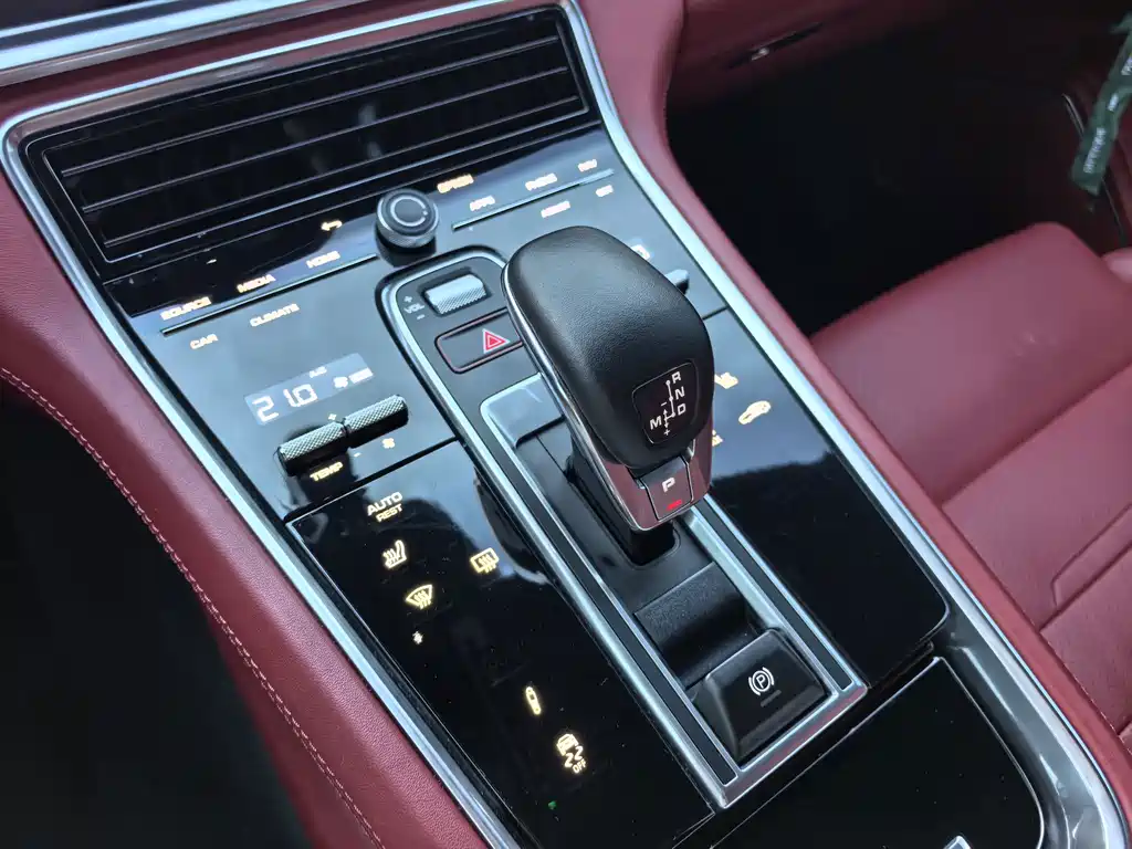 Porsche Panamera — миниатюра 14