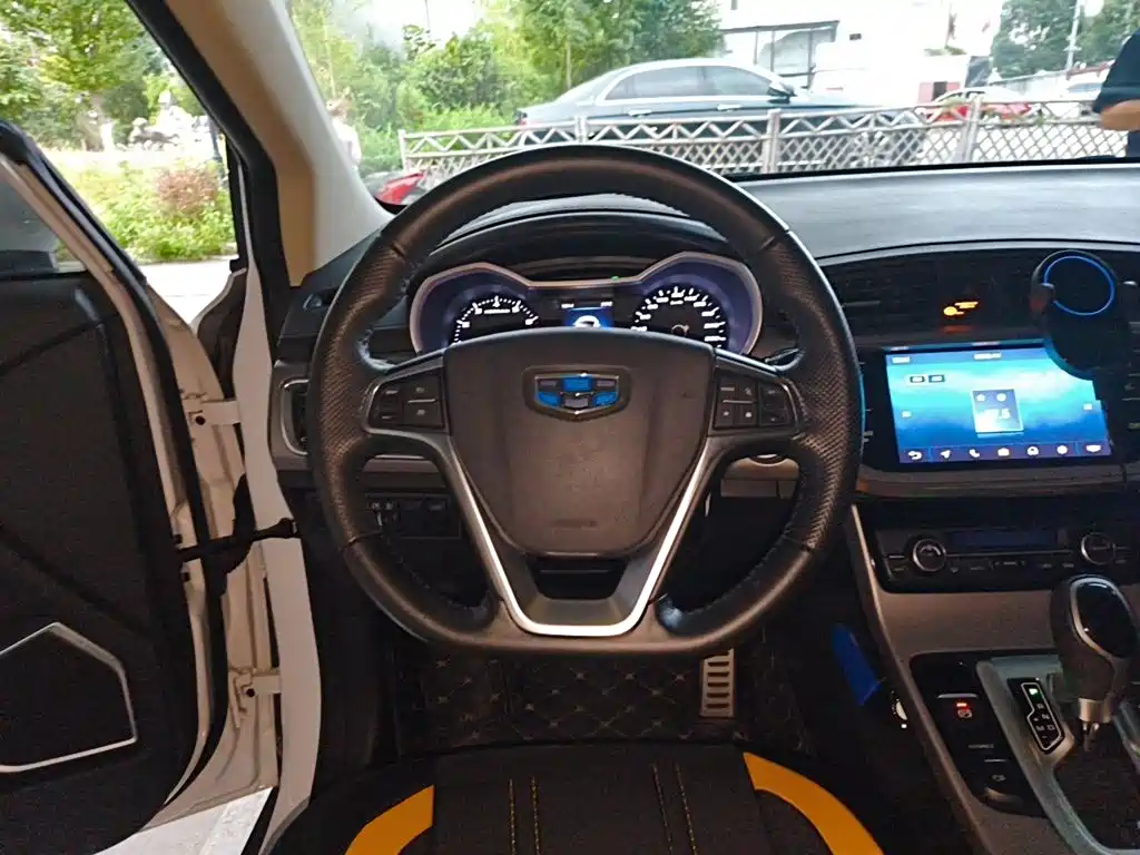 Geely Emgrand GS — миниатюра 6