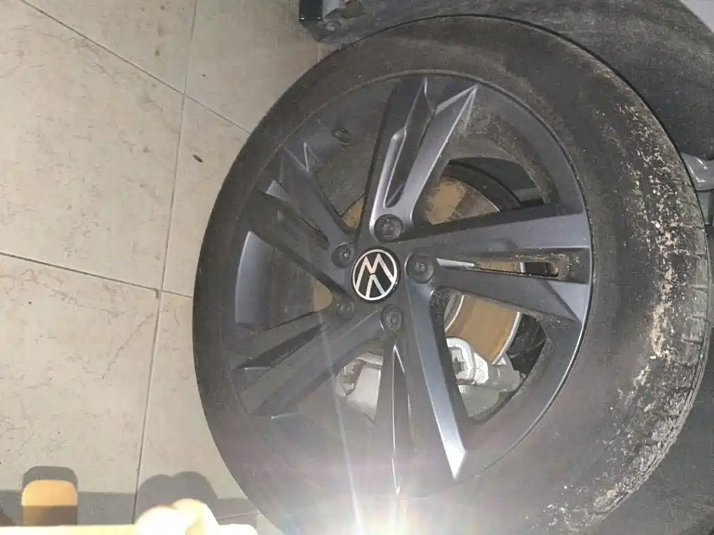 Volkswagen Golf — миниатюра 24