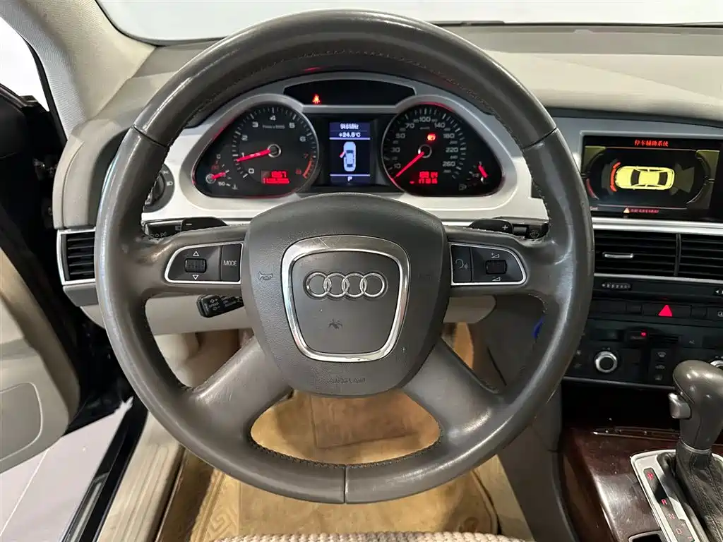 Audi A6L — миниатюра 10