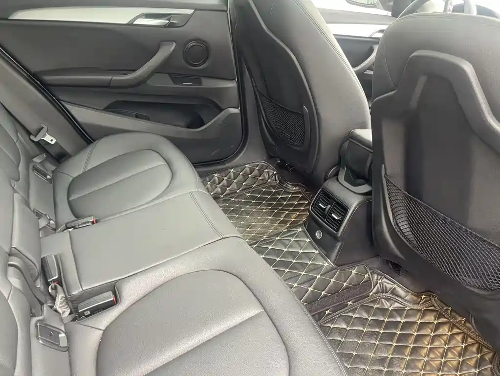 BMW X1 — миниатюра 4