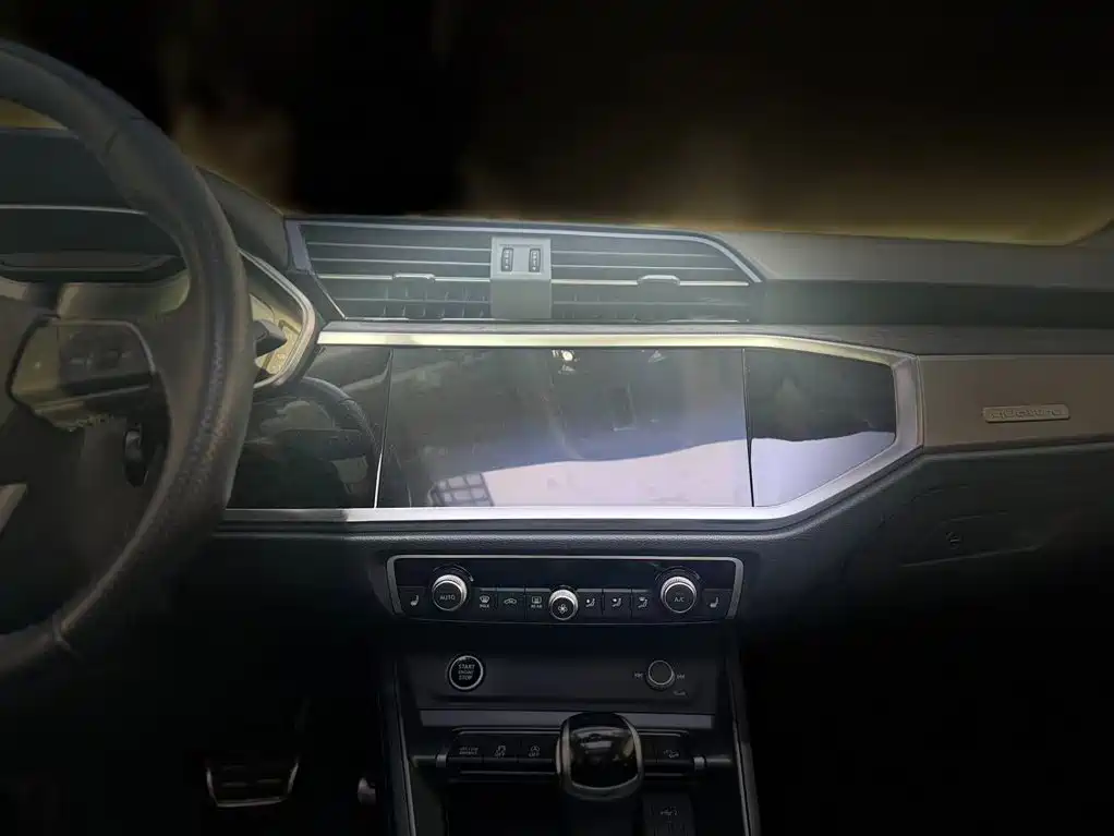 Audi Q3 Sportback — миниатюра 18