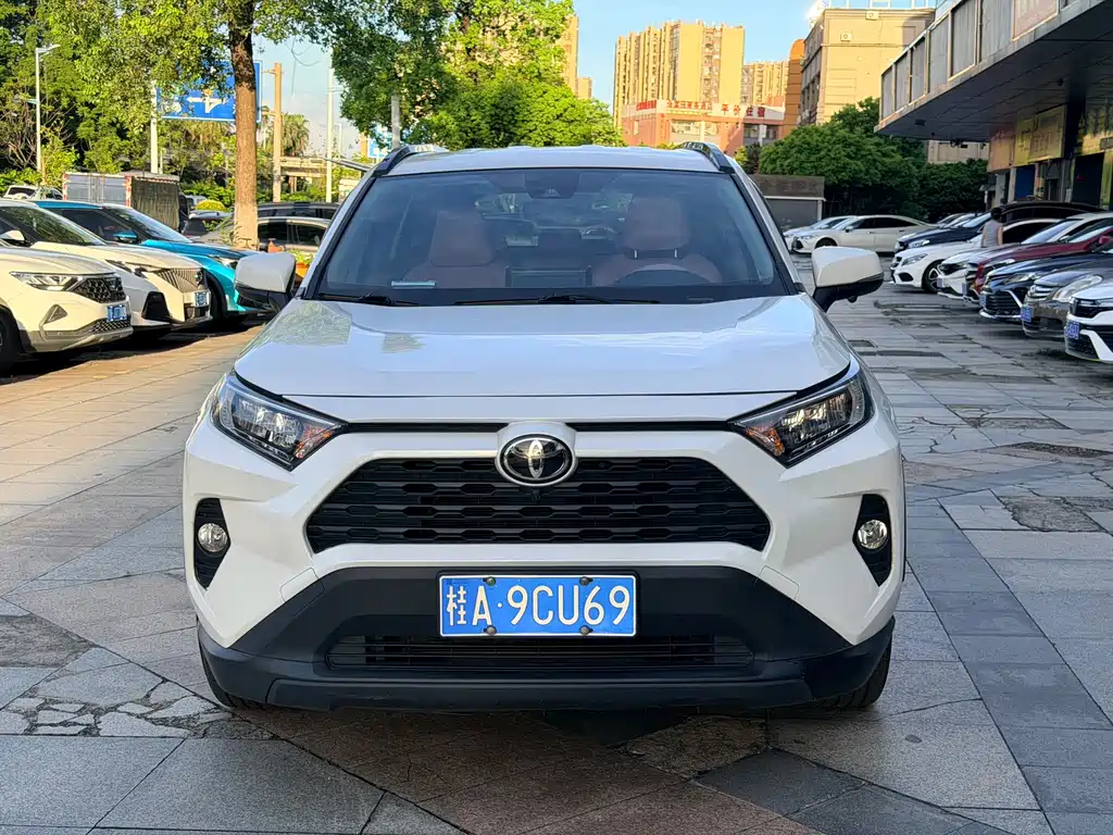 Toyota RAV4 2021 2.0L CVT