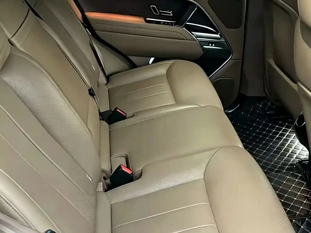 Land Rover Range Rover — миниатюра 3