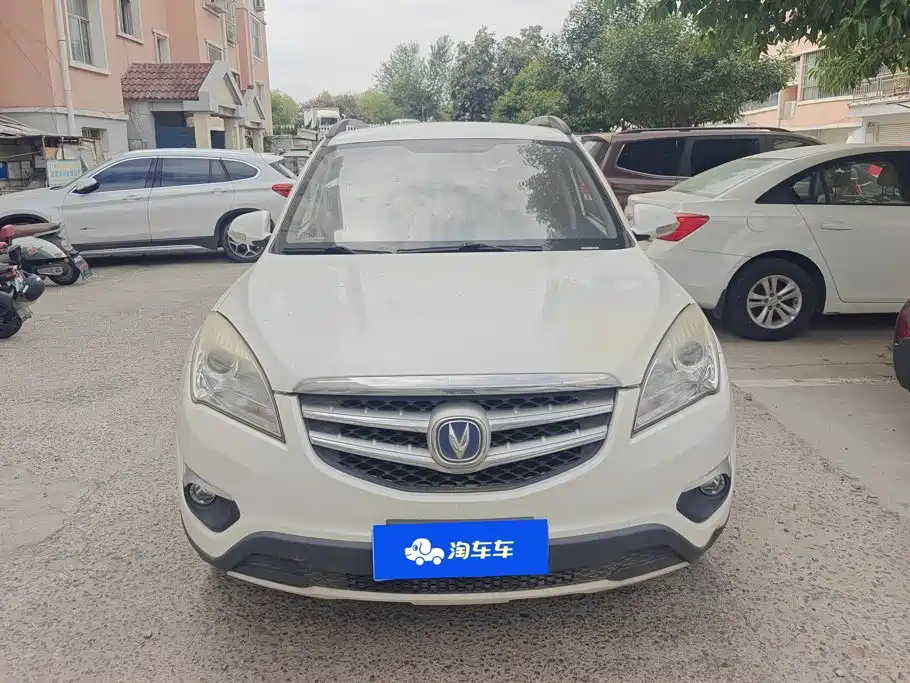 Changan CS35 — миниатюра 2