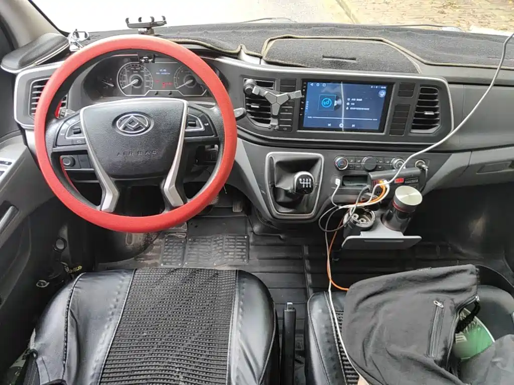 Maxus V80 — миниатюра 13