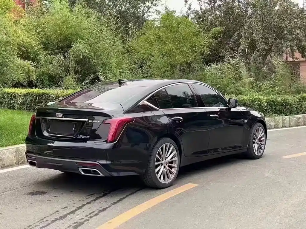CADILLAC CT5