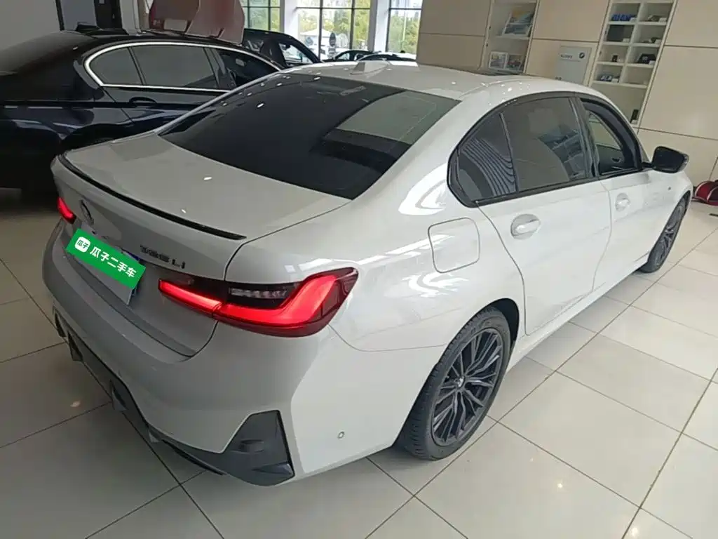 BMW 3 Series — миниатюра 7