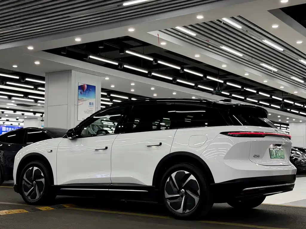 NIO ES6 — миниатюра 7