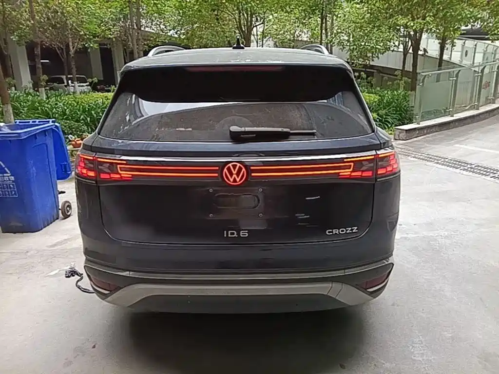 Volkswagen ID.6 Crozz — миниатюра 6