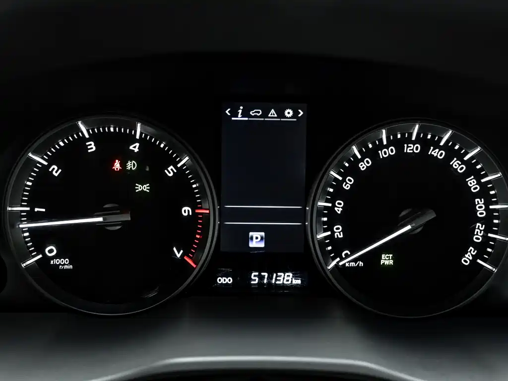 Toyota Land Cruiser 2019 4.0L AT