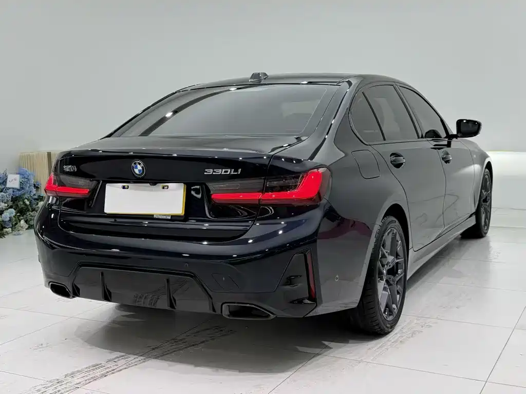BMW 3 Series 3 2025 330Li M Sport