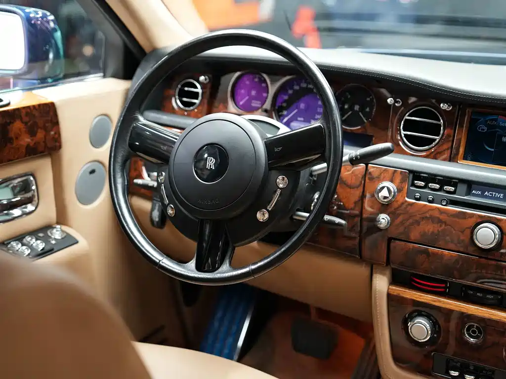 Rolls-Royce Phantom — миниатюра 16