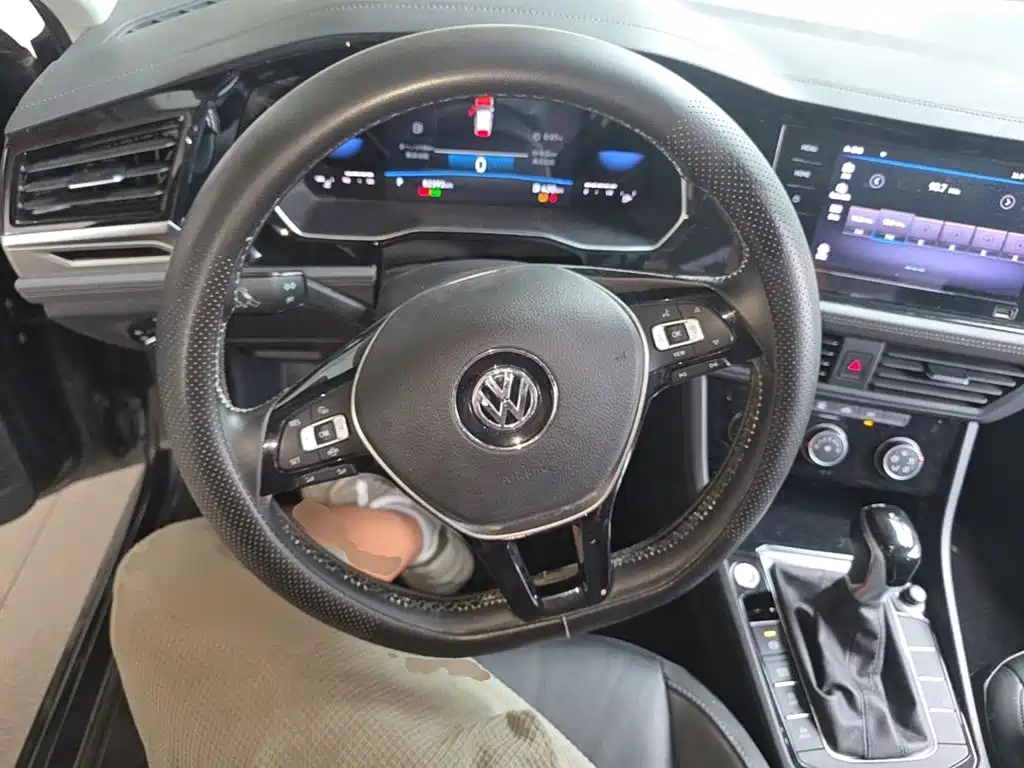 Volkswagen Sagitar — миниатюра 11