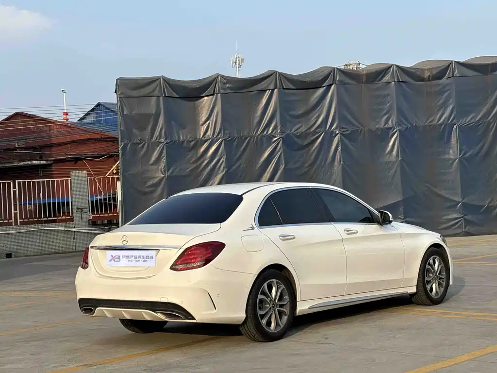 MERCEDES-BENZ C CLASS