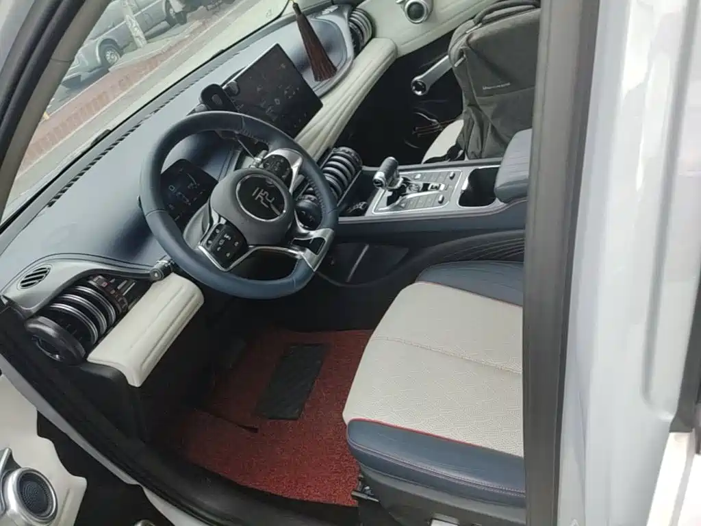 BYD Yuan Plus — миниатюра 15