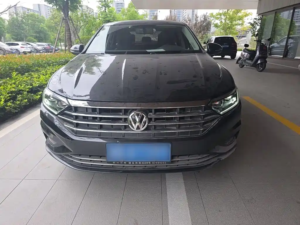 Volkswagen Sagitar — миниатюра 3