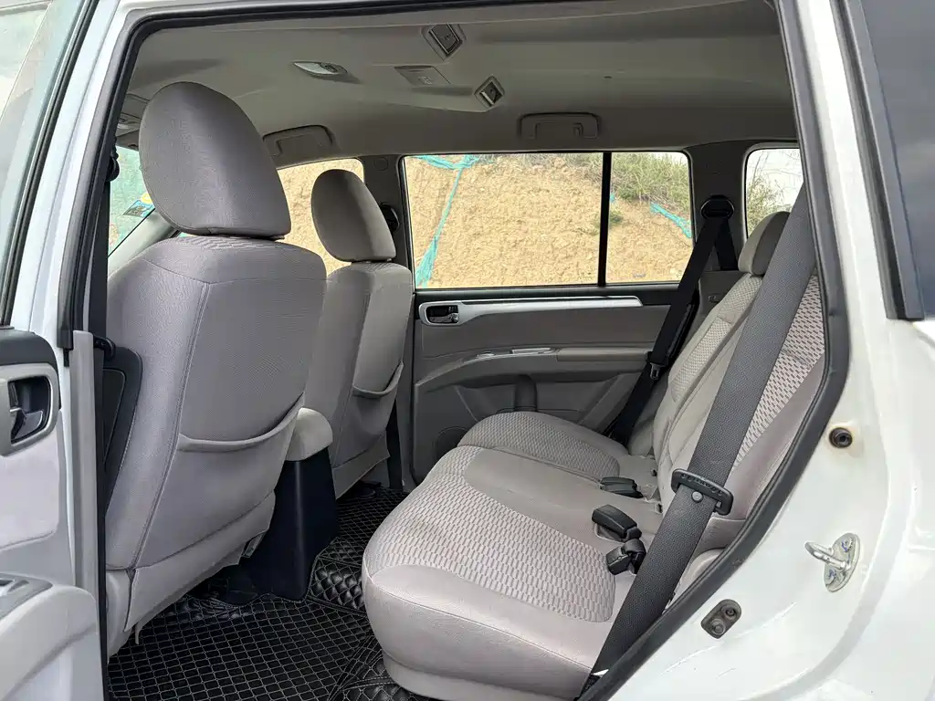 MITSUBISHI PAJERO JINCHANG