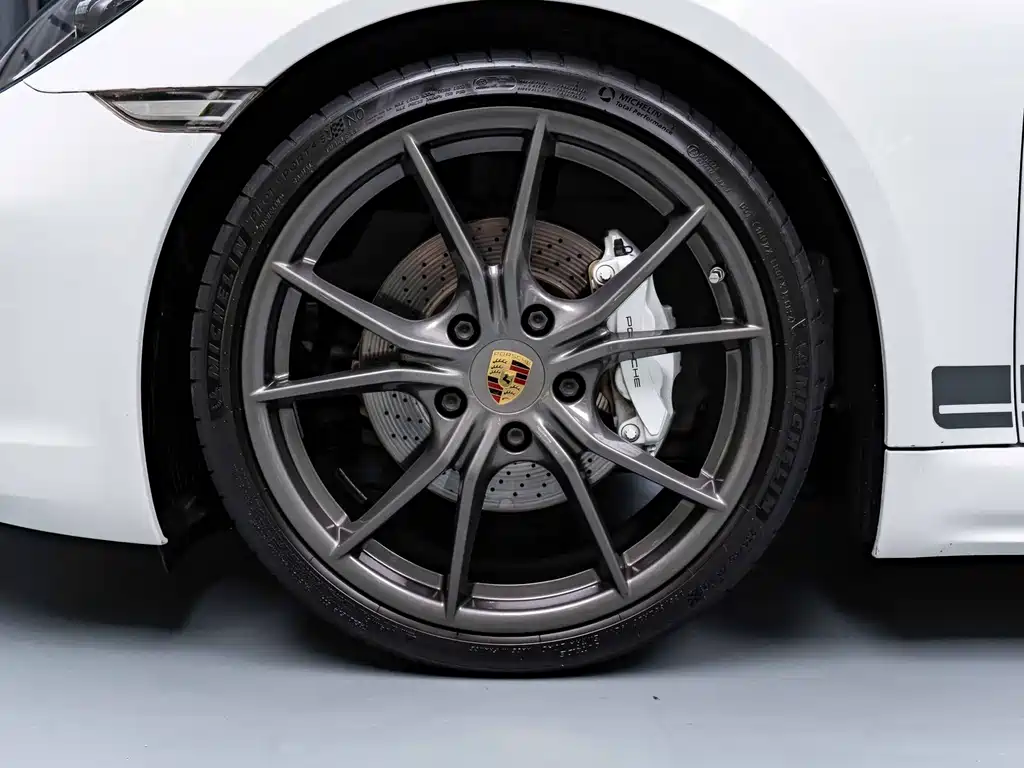 Porsche 718 2019 Boxster T 2.0T