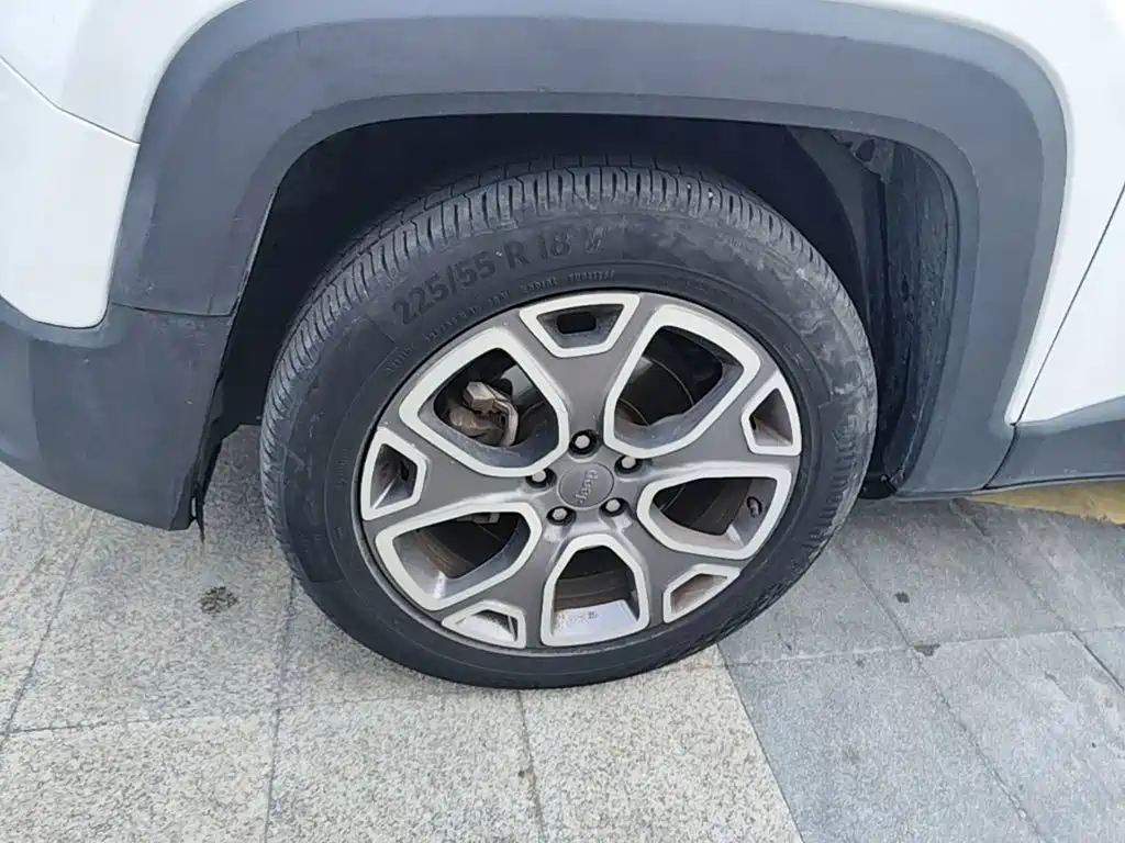 Jeep Renegade — миниатюра 23