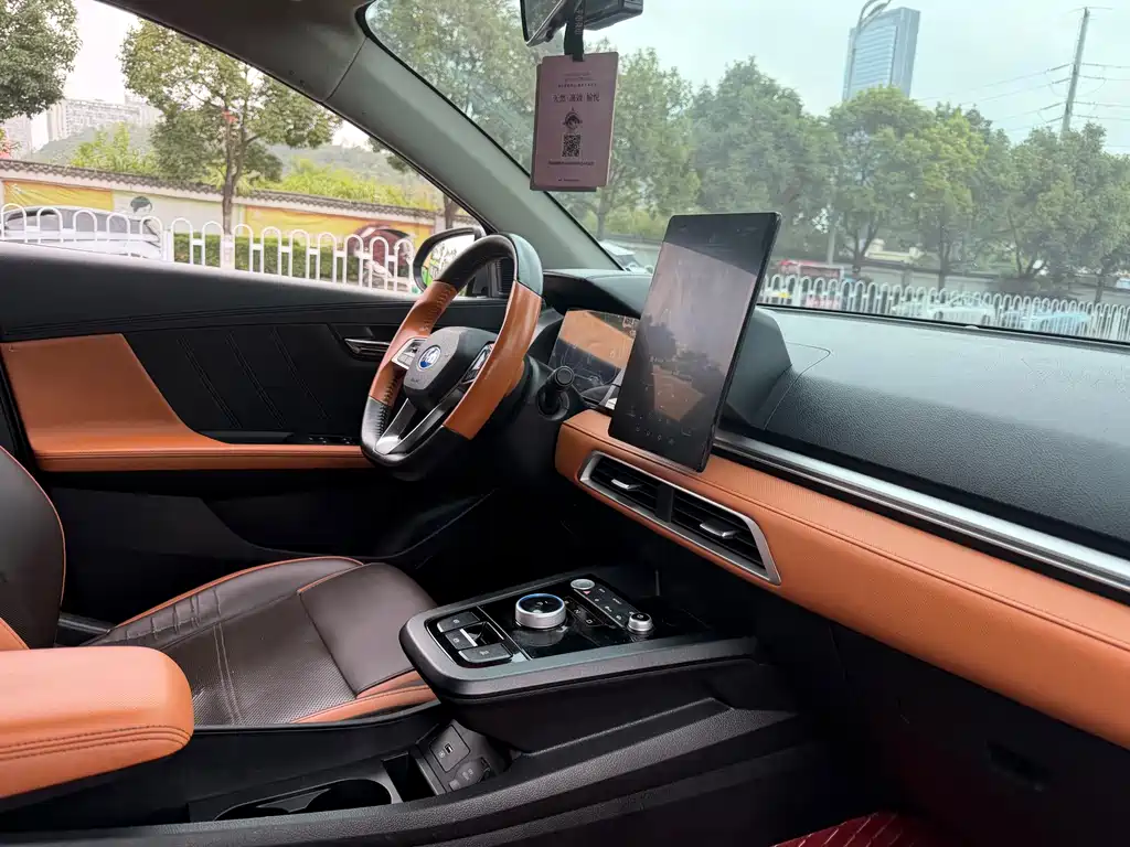 BYD e2 — миниатюра 9