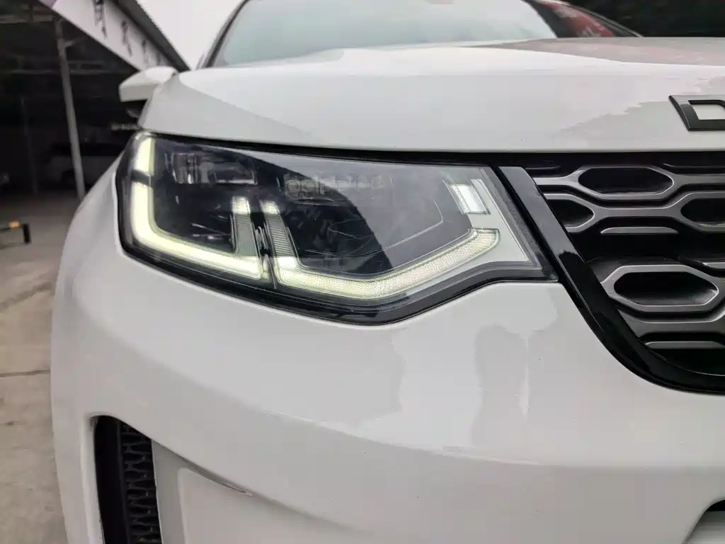 LAND ROVER DISCOVER SPORTS