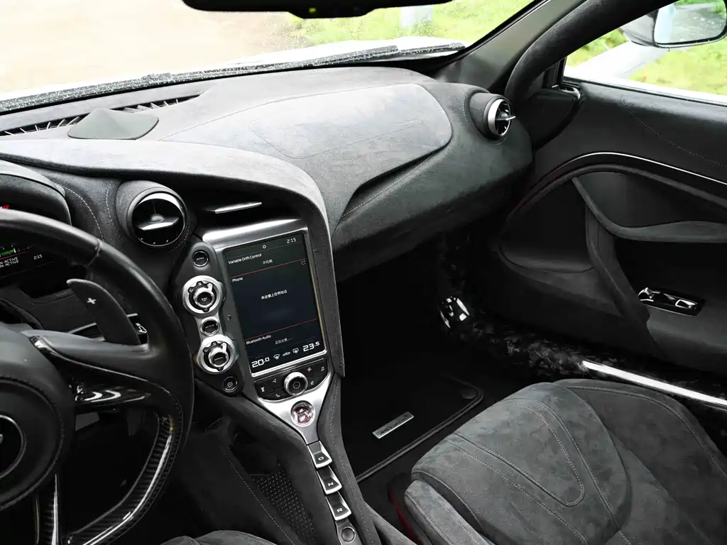 McLaren 720S — миниатюра 15