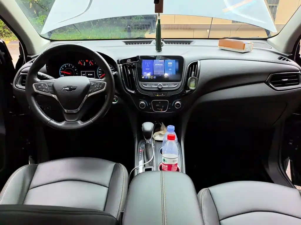 Chevrolet Equinox — миниатюра 10