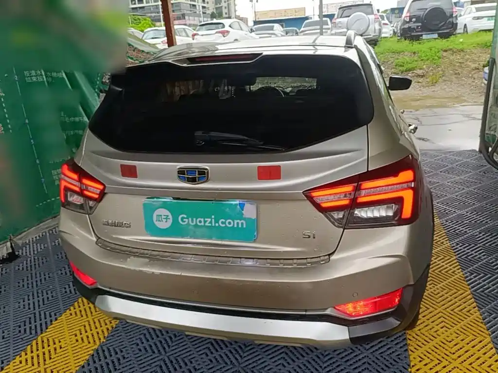 Geely Vision S1 — миниатюра 6
