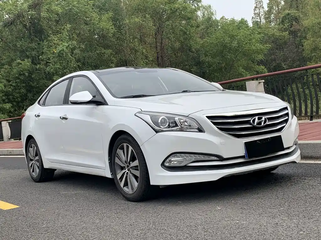 Hyundai Mistra — миниатюра 3