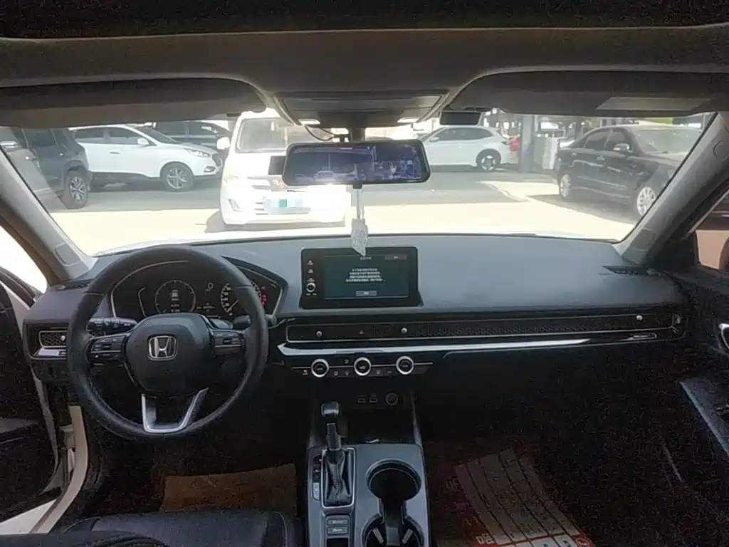 Honda Civic — миниатюра 10