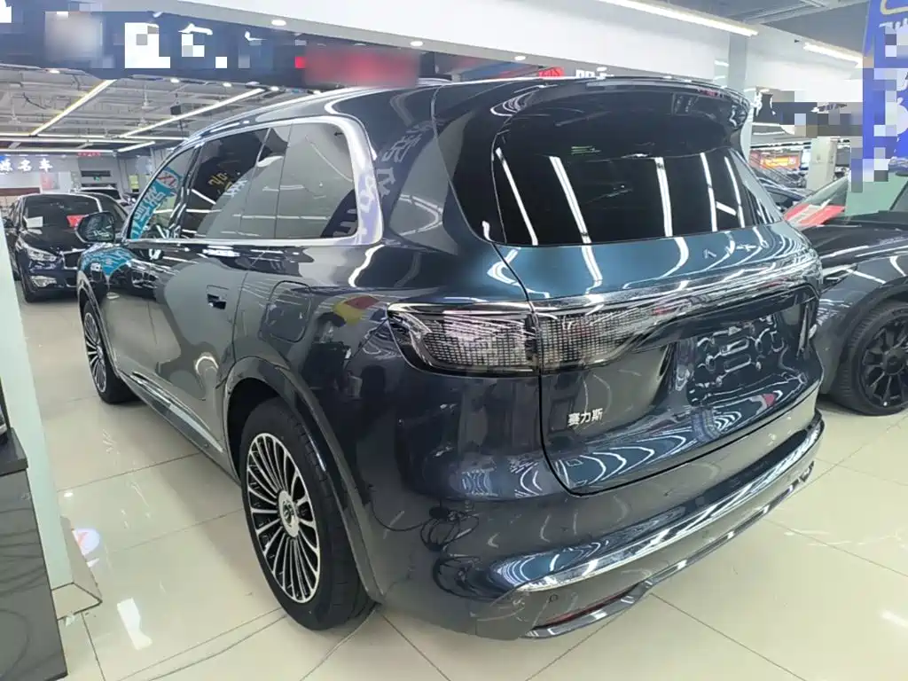 AITO AITO M8 — миниатюра 5